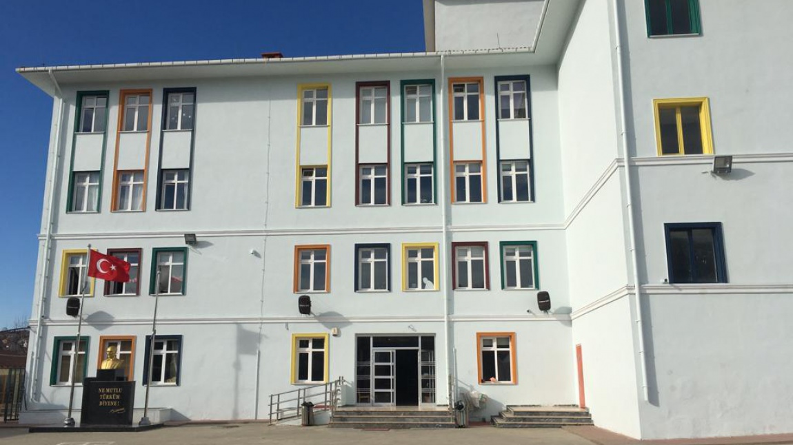 Zekeriyaköy Ortaokulu Fotoğrafı